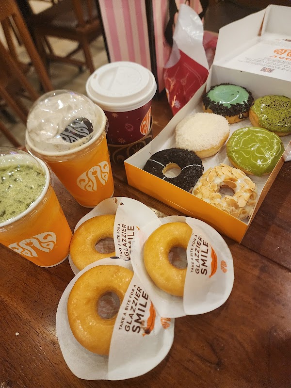 J.CO Donuts & Coffee, Market! Market!