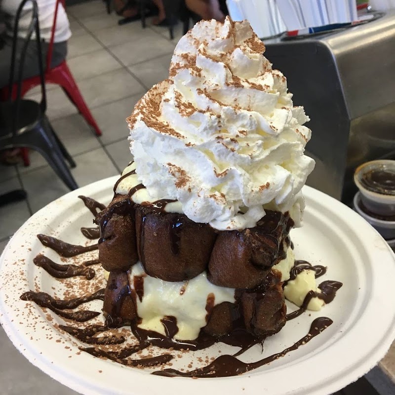 Button Up Cafe photo 2