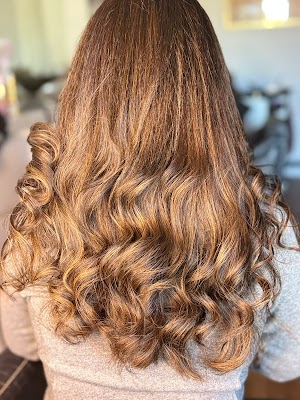 M&H Creations Salon photo 2