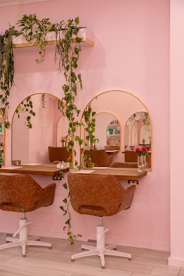 THE SALON BY ASH CROKER photo 2