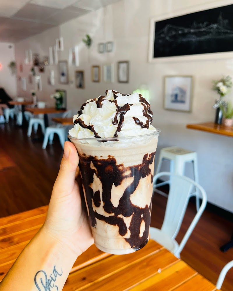 Evergreen coffee & dessert photo 4