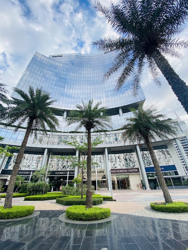 CorporatEdge - Two Horizon Centre