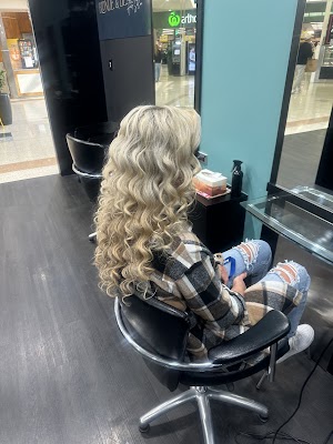 Elias Hair and Beauty photo 2