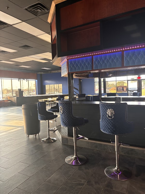 LA MONARCA BAR & GRILL exterior