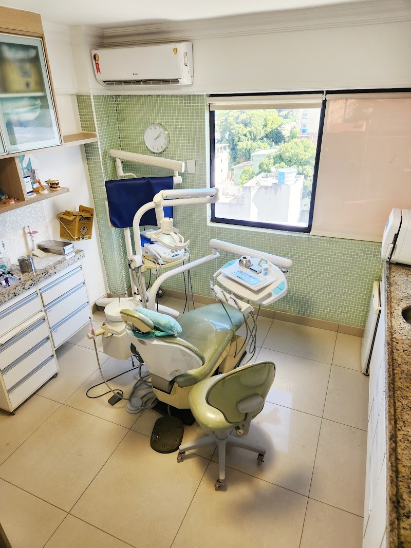 Dra Itana Andrade - Perioclinic Odontologia