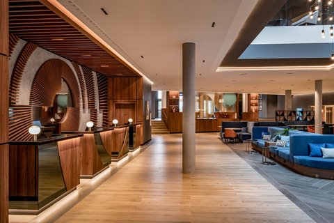 Geneva Marriott Hotel, dog-friendly hotel, photo 5