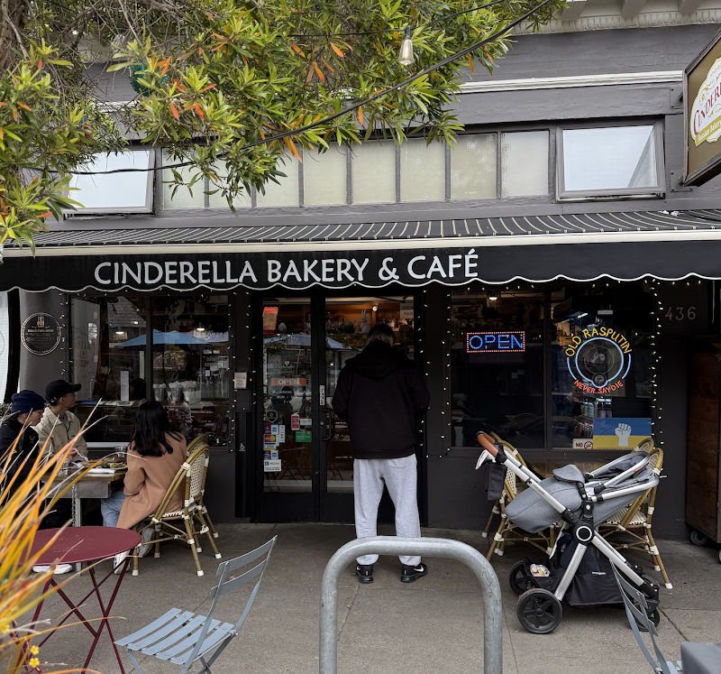Cinderella Bakery & Cafe photo 1