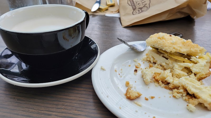 Cinderella Bakery & Cafe photo 3