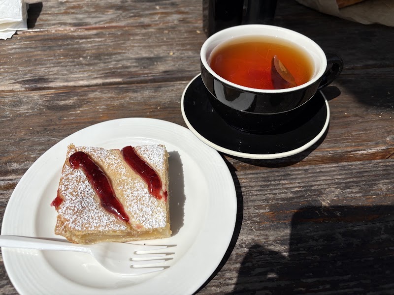 Cinderella Bakery & Cafe photo 4