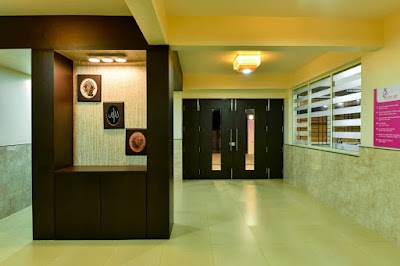 Dr. Ameet Naik’s PLATICARE Hospital - Image 2