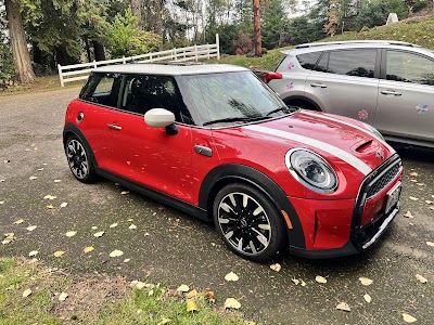 Mini of Portland Service Center