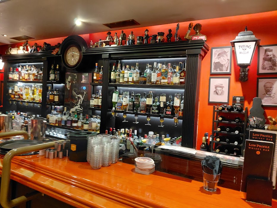 Low Profile Whisky Bar fotoğraf 1