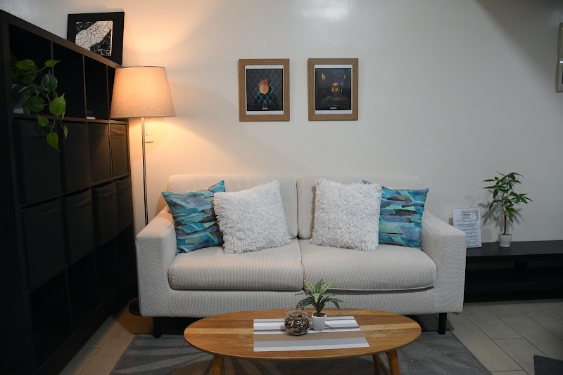 Comfy, Pet Friendly Studio by Venice Mall near BGC