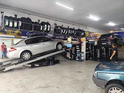 Foto de Pneu Z | Centro Automotivo Curitiba 2