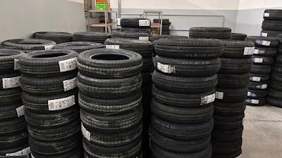 Foto de Pneu Z | Centro Automotivo Curitiba 2