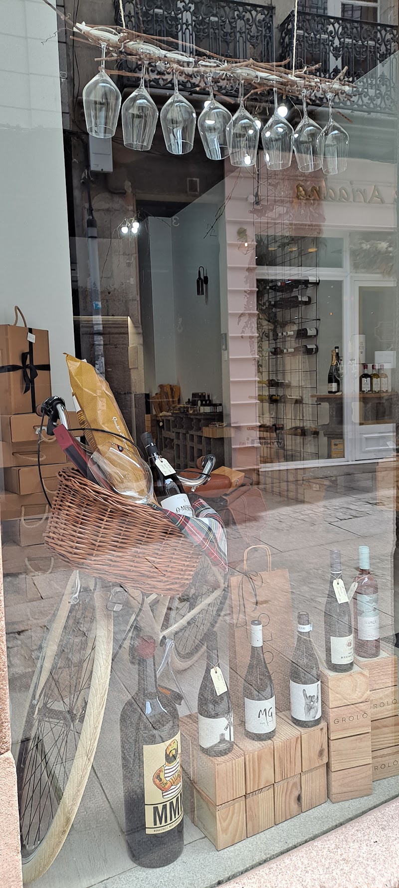 GROLO Vinoteca photo 5