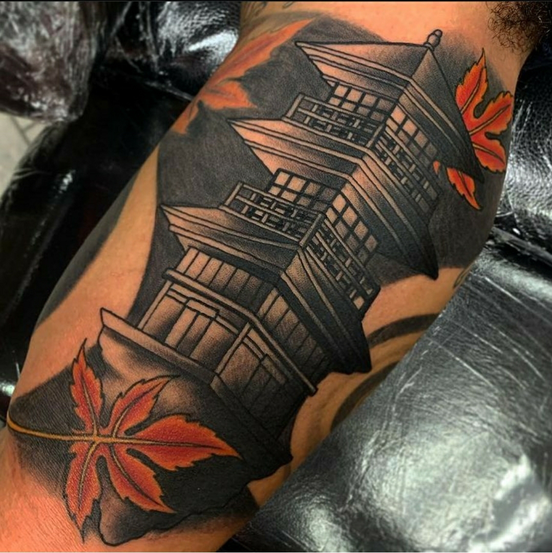 Muse Tattoo & Body Piercing tattoo work — photo 2