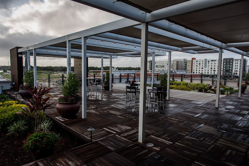 Rooftop 220 photo 10