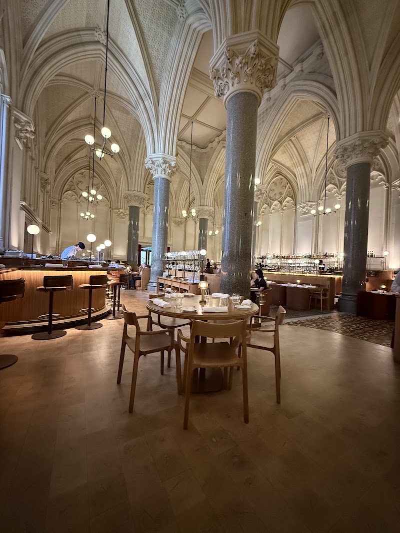 Reine & La Rue photo 5