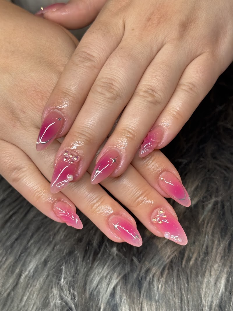 Mahalo Nails Spa