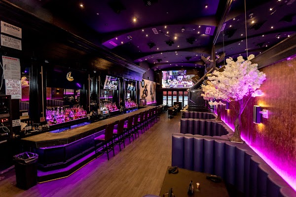 Lagos Restaurant And Lounge