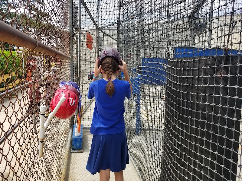 Novelty Golf & Games photo 8