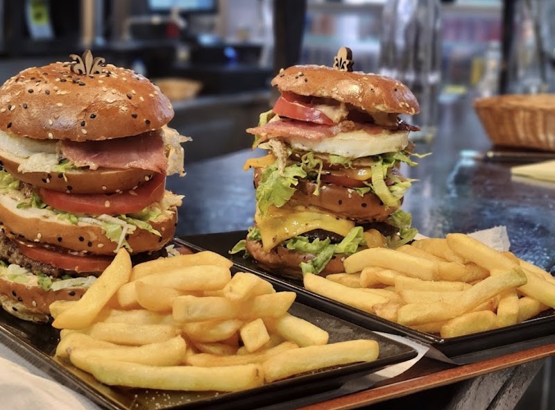 Halal Tasty Fried n Burger (Dip In) photo 2