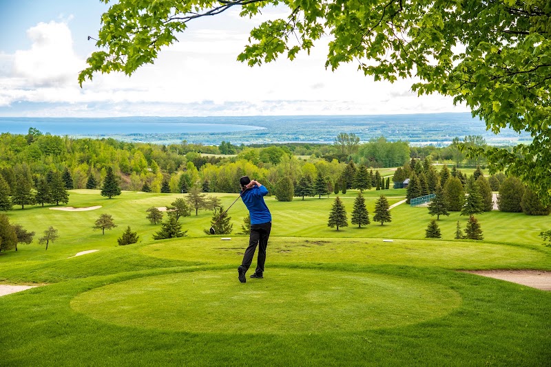 Duntroon Highlands Golf | Cafe | Trails | Retreat photo 1