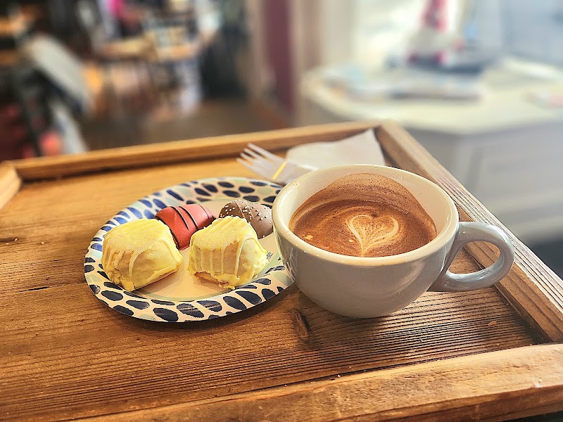Cuppa Manna photo 2