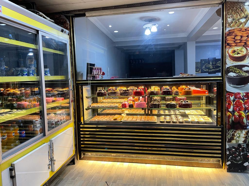 AYIŞIĞI UNLU MAMÜLLERİ VE ÖMER USTA ÇİĞKÖFTE mekanı