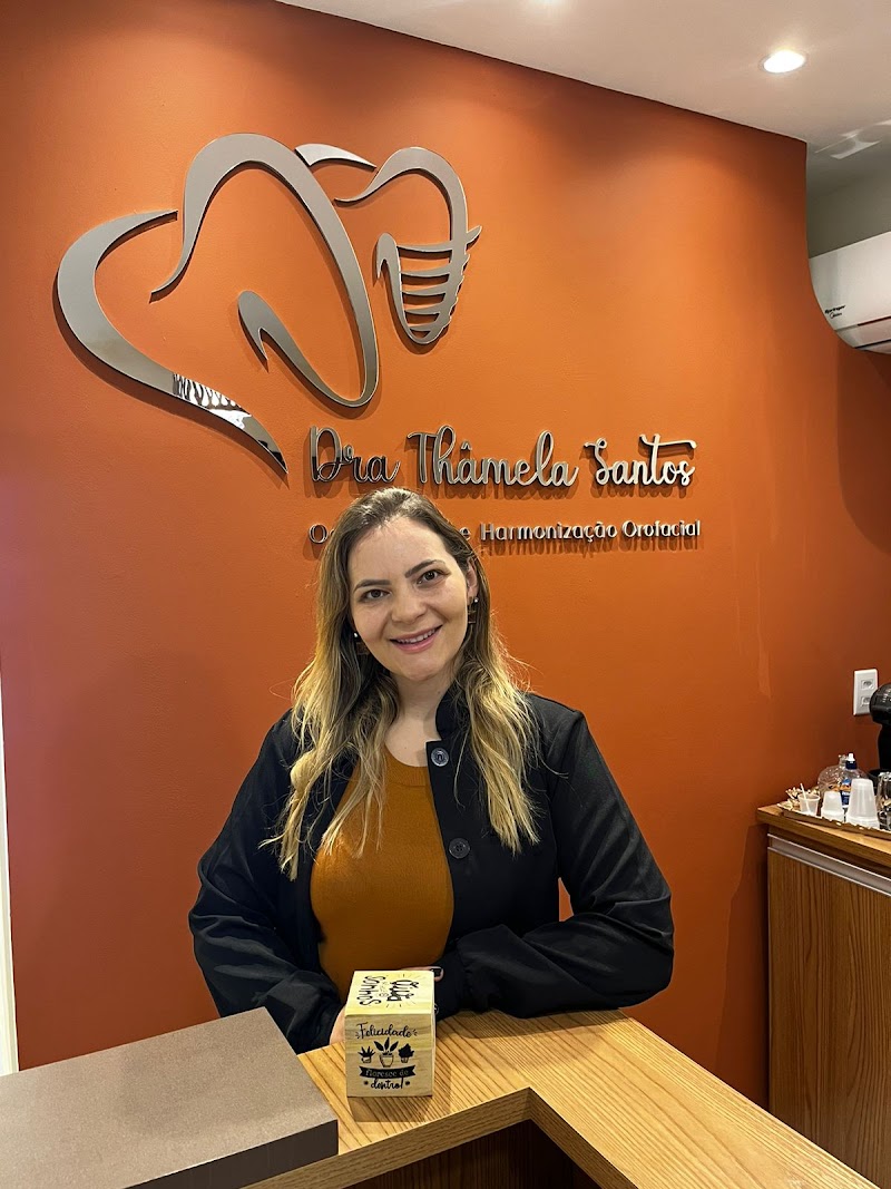 Dra. Thâmela Santos - Rir & Sorrir Odontologia - foto 3
