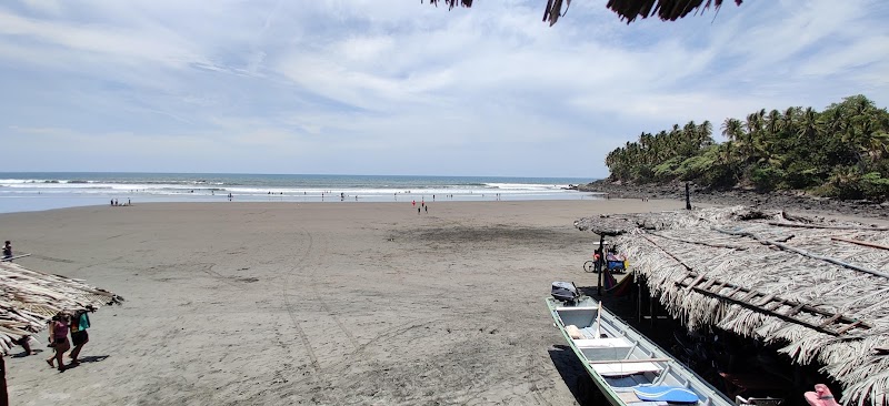 Friki’s Surf Hostal