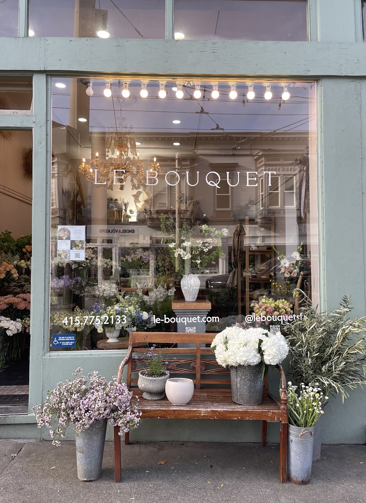 Le Bouquet Flower Shop & Design House: Google Places image 1