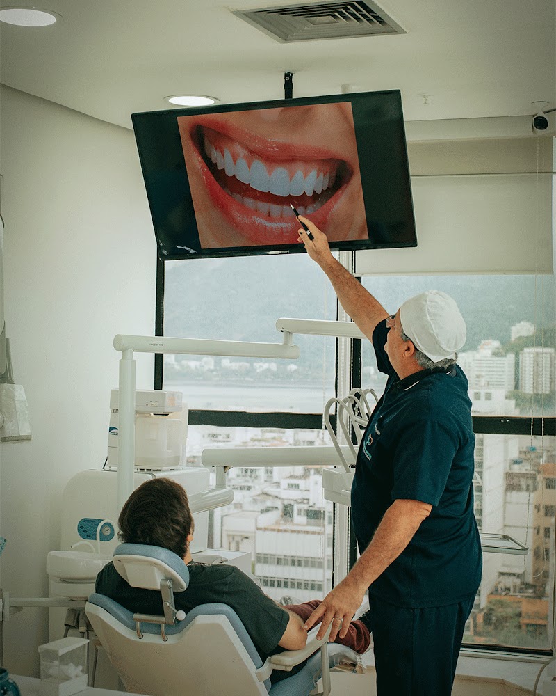 Fontes Odontologia | Facetas Dentárias | Dentista em Ipanema - RJ - foto 2