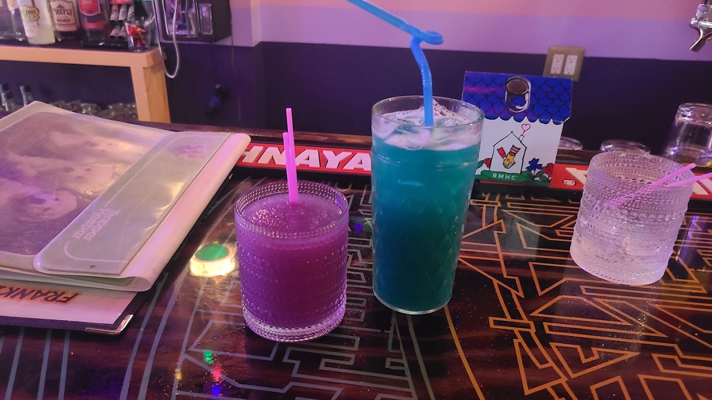 Pinky & Clyde's Arcade Bar photo 5