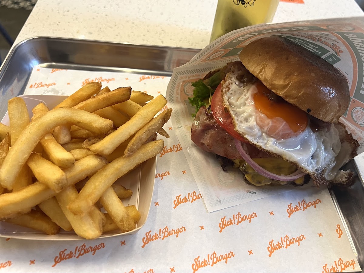 Sick Burger photo 3