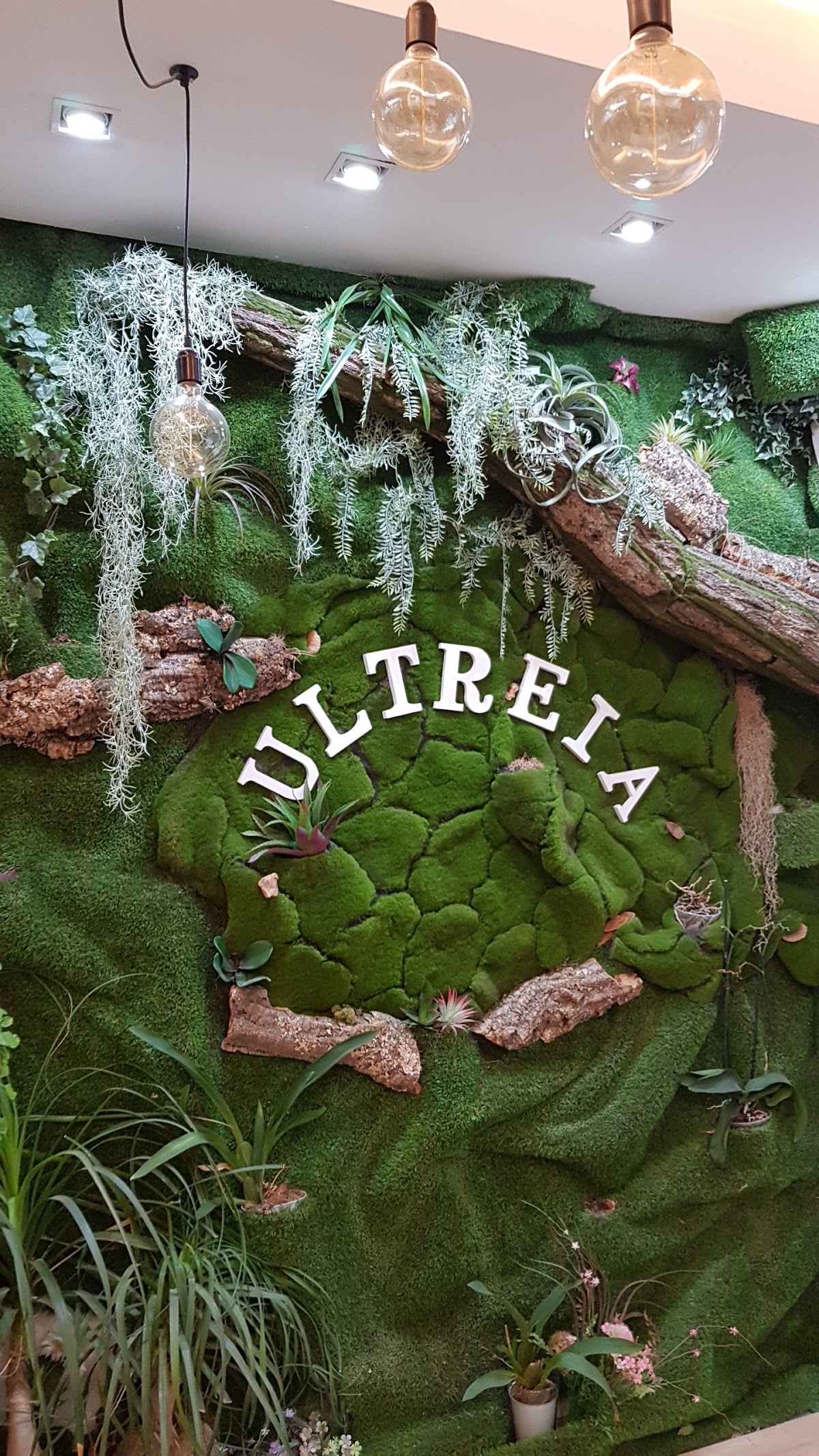 Trevor Sorbie Salon Logo