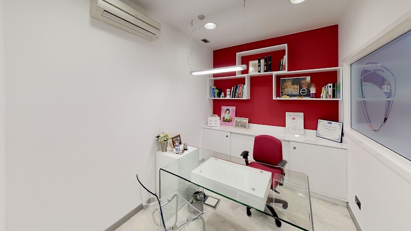 Clínica Dental Dra. María Núñez Otero photo 5