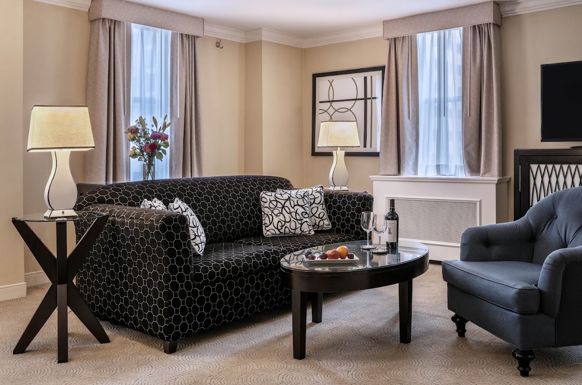 Warwick Allerton Chicago, dog-friendly hotel, photo 5