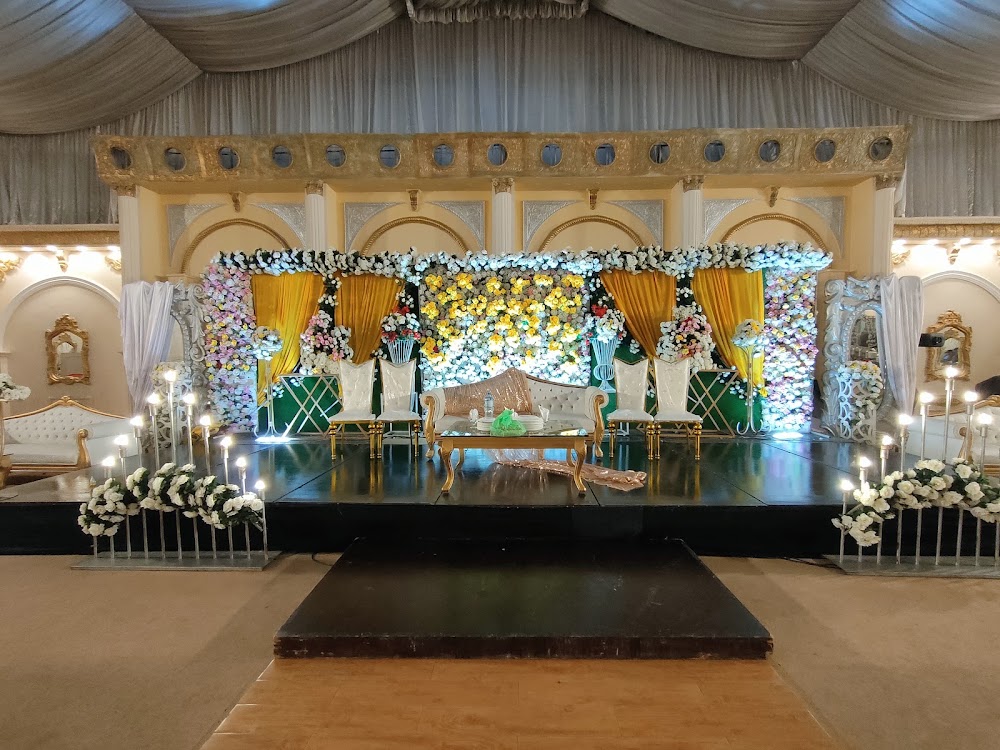 HR Executive Marquee wedding venue photo 2