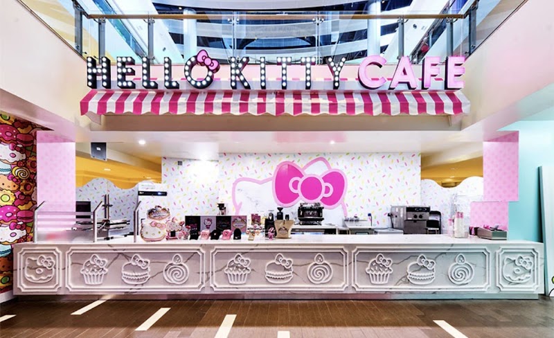 Hello Kitty Cafe photo 1