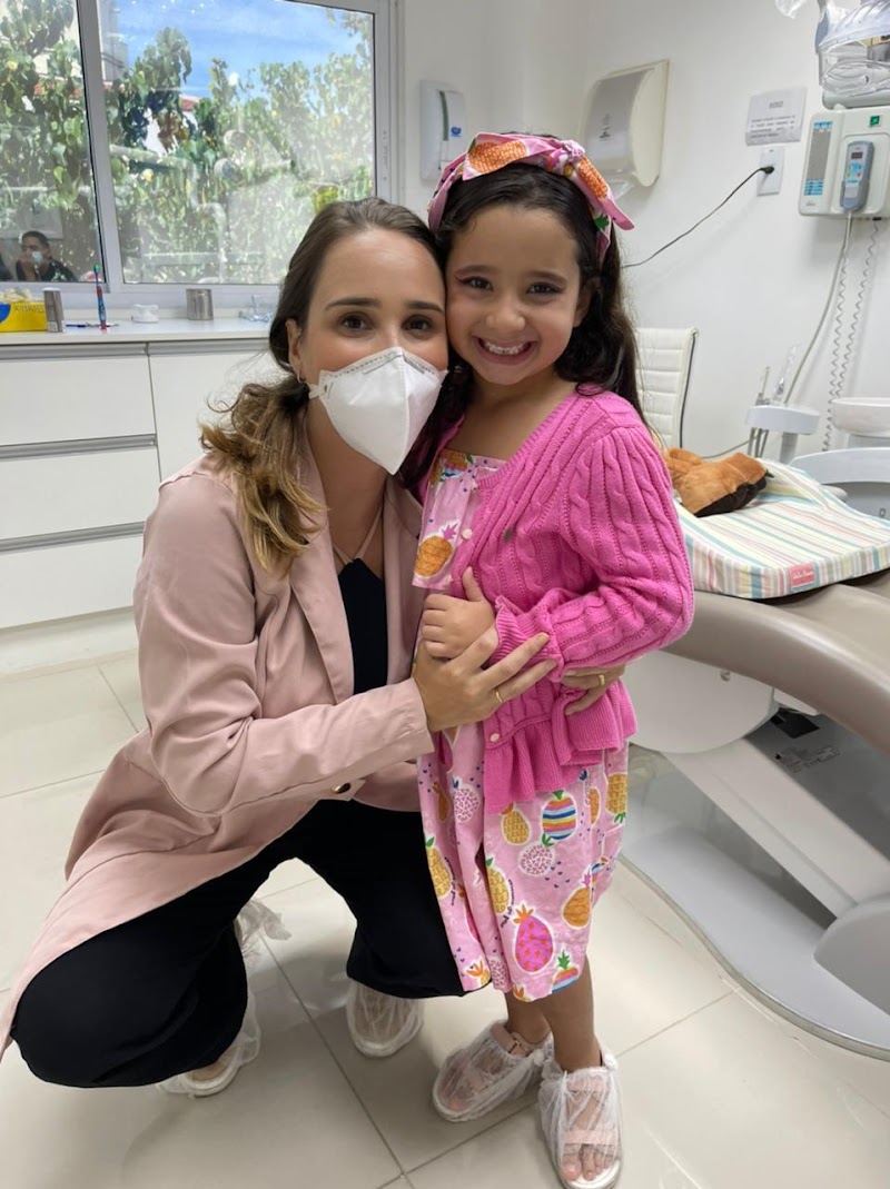 Clinica Paes - Dra. Diana Paes e equipe - Odontopediatria, Frenectomia a Laser e Sedação com Óxido Nitroso - Barra da Tijuca - foto 4