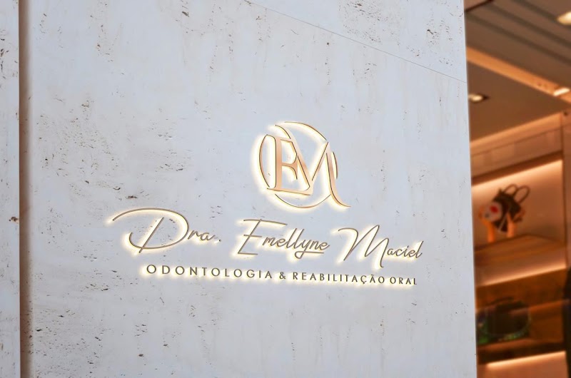 Dra. Emellyne Maciel - foto 1