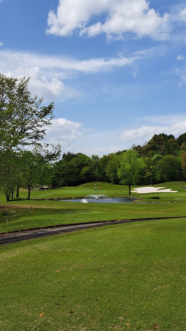 Cedar Hills Country Club - Photo 4