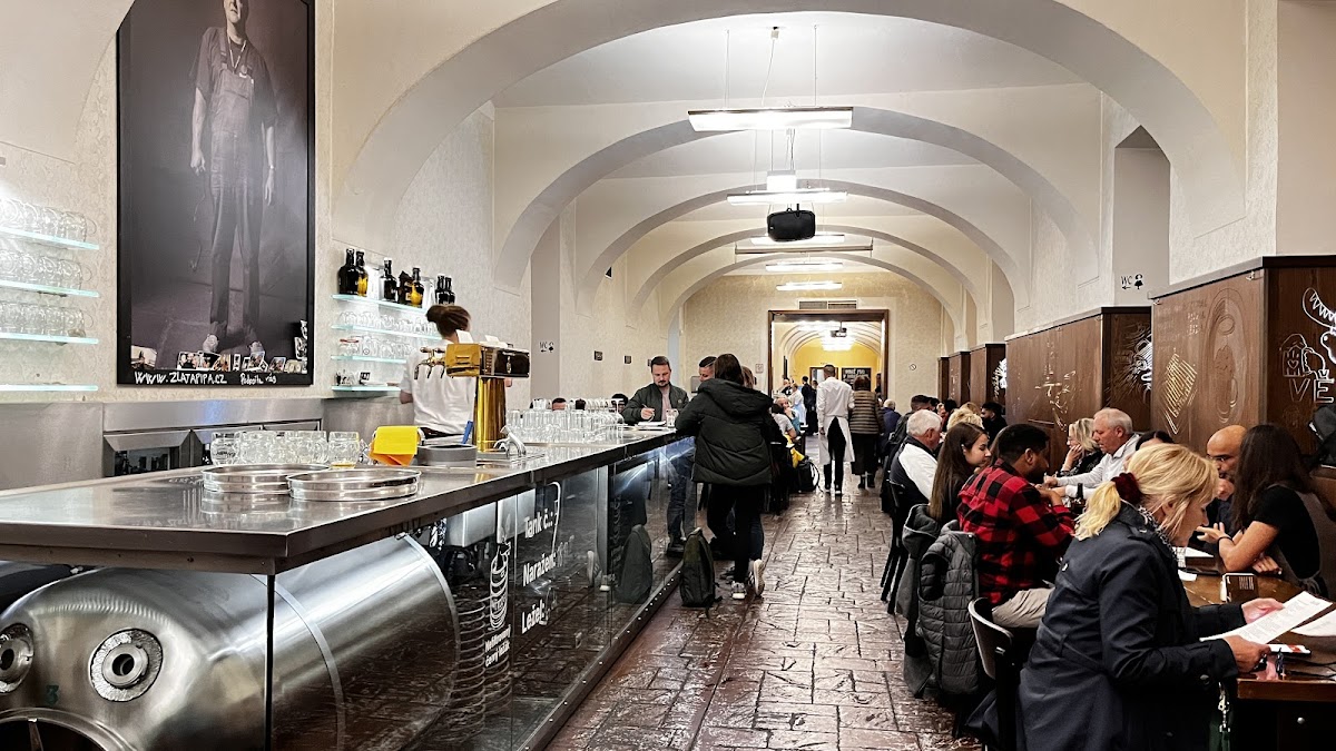 Lokál Dlouhááá in prague