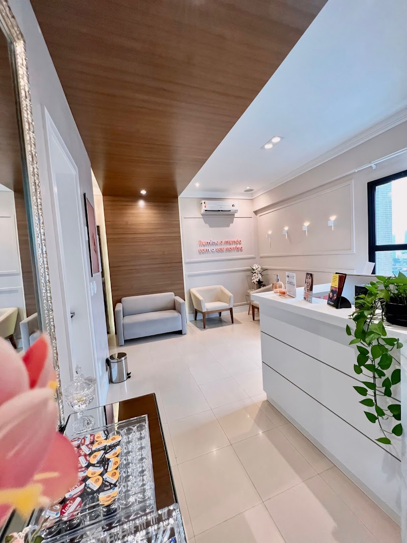 Dra. July Pinheiro - Sou Smile, Invisalign & Alinhadores em Belém-PA - foto 5