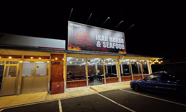 Carliff Ikan Bakar dan Seafood - Photo 1