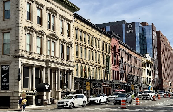 WHISKEY DRY exterior