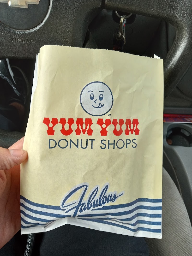 Yum Yum Donuts photo 4