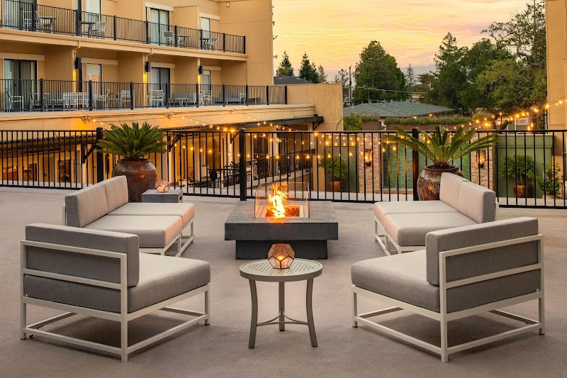 Quiet, welcoming ambiance with charming common areas